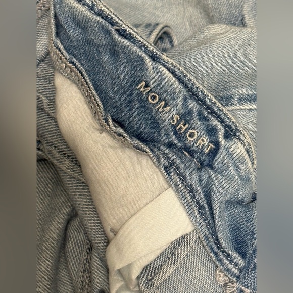 American Eagle Outfitters Mom Shorts - Picture 5 of 6